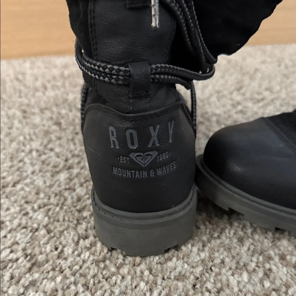 Roxy Black Winter Boots with fur lining - Picture 4 of 6